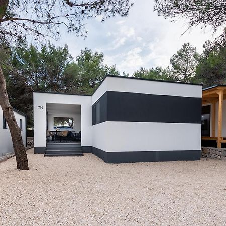 Luxury Mobile Home Pretty Green - Premium - Oaza Mira Resort -50 M From The Beach Drage Bagian luar foto