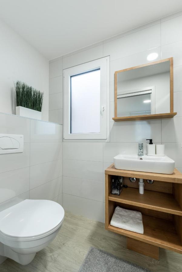 Luxury Mobile Home Pretty Green - Premium - Oaza Mira Resort -50 M From The Beach Drage Bagian luar foto