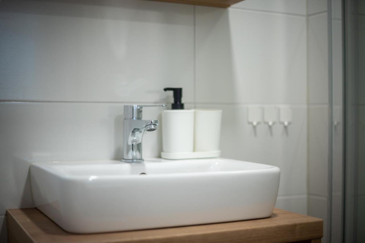 Luxury Mobile Home Pretty Green - Premium - Oaza Mira Resort -50 M From The Beach Drage Bagian luar foto