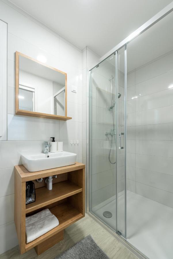 Luxury Mobile Home Pretty Green - Premium - Oaza Mira Resort -50 M From The Beach Drage Bagian luar foto